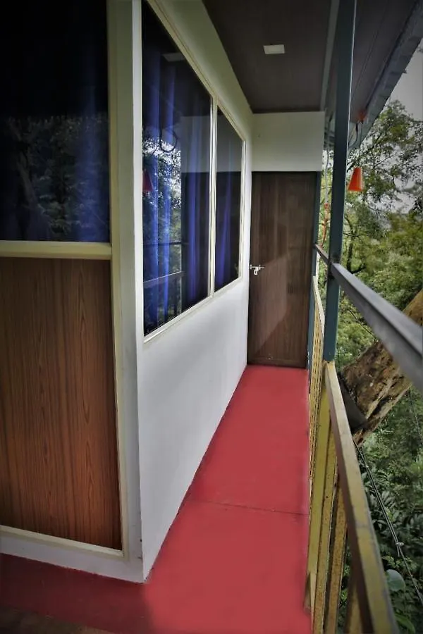 Silver Trees Tree House Hotel Munnar Campsite
